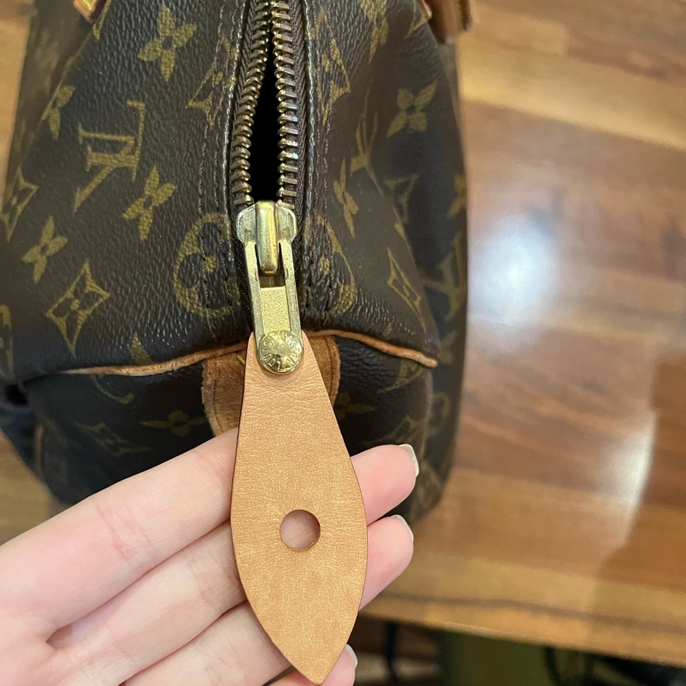 Authentic Monogram Speedy 30 LV Bag - Picture 8 of 11